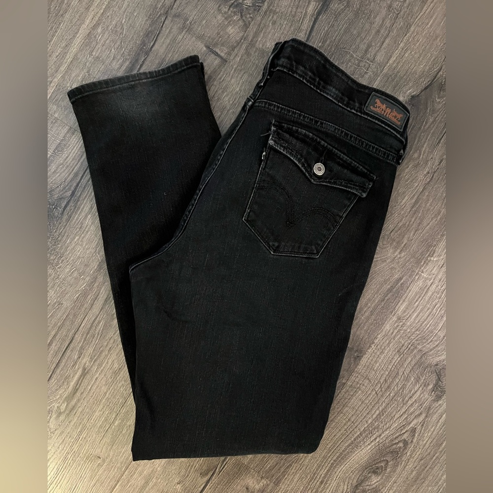 Levi’s Perfect Waist 525